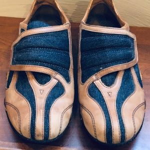 Merrell Women’s Shoes Size 9